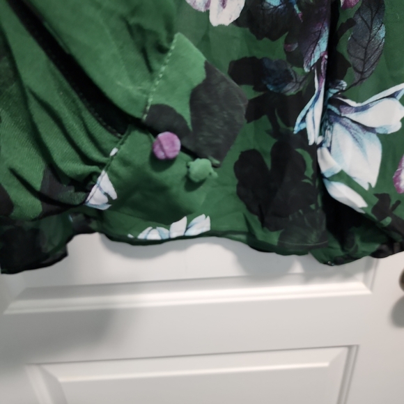 Zac and Rachel Green purple and blue floral sheer top - Picture 2 of 9